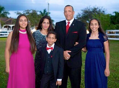 d71a5e_859e93ee64bb4cb7aebab05074e7a9c7~mv2