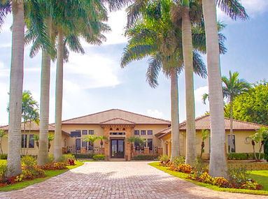 d71a5e_f5b719ec7c804332a4f03b1e0a37b20b~mv2_d_2325_1456_s_2